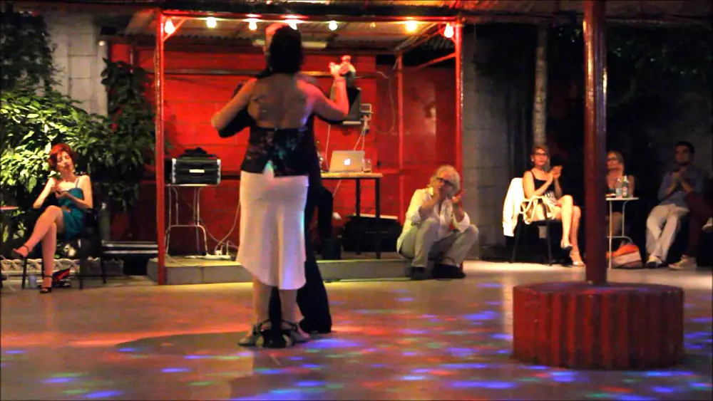Video thumbnail for Alberto Bersini & Paola Pinessi a Cafè Dominguez