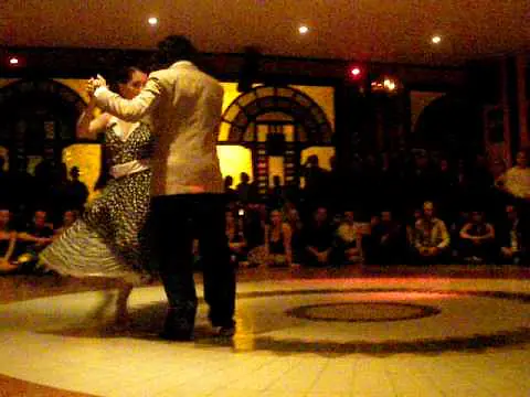 Video thumbnail for Federico Naveira & Ines Muzzopappa en Istanbul Tango Ritual 2009