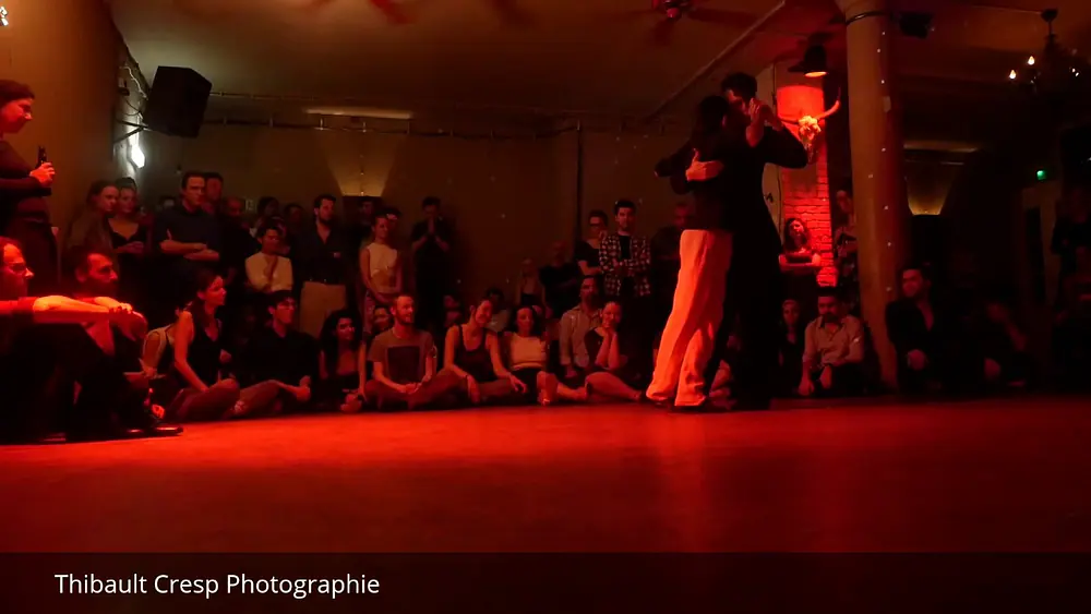 Video thumbnail for Juampy Ramirez y Daniel Arroyo bailando en la Milonga Popular 1/2 (El espiante - Caro) - 2017.01.23