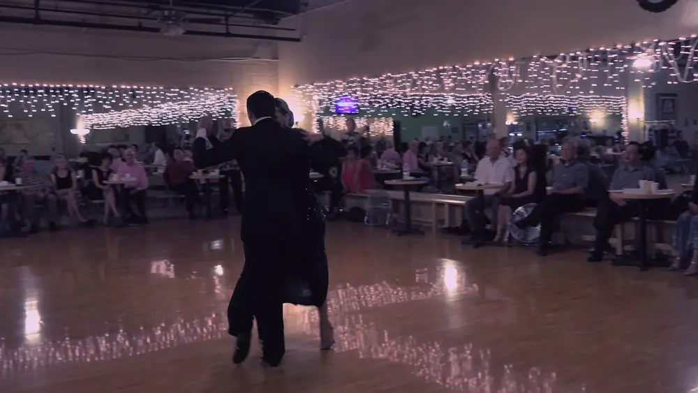 Video thumbnail for Tomas Galvan & Gimena Herrera - Performance 1