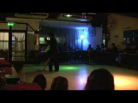 Video thumbnail for Federico Naveira y Ines Muzzopappa   Milonga10 1