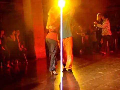 Video thumbnail for horacio Godoy y Cecilia Garcìa-milonga- Sobre el pucho