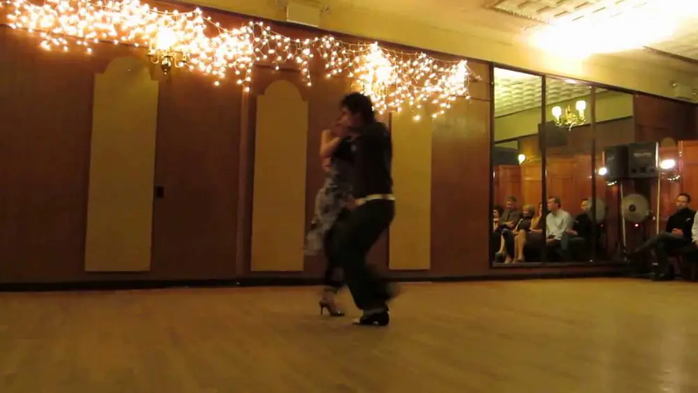 Video thumbnail for Virginia Arzuaga & Esteban Cortez at La Milonga Rosa