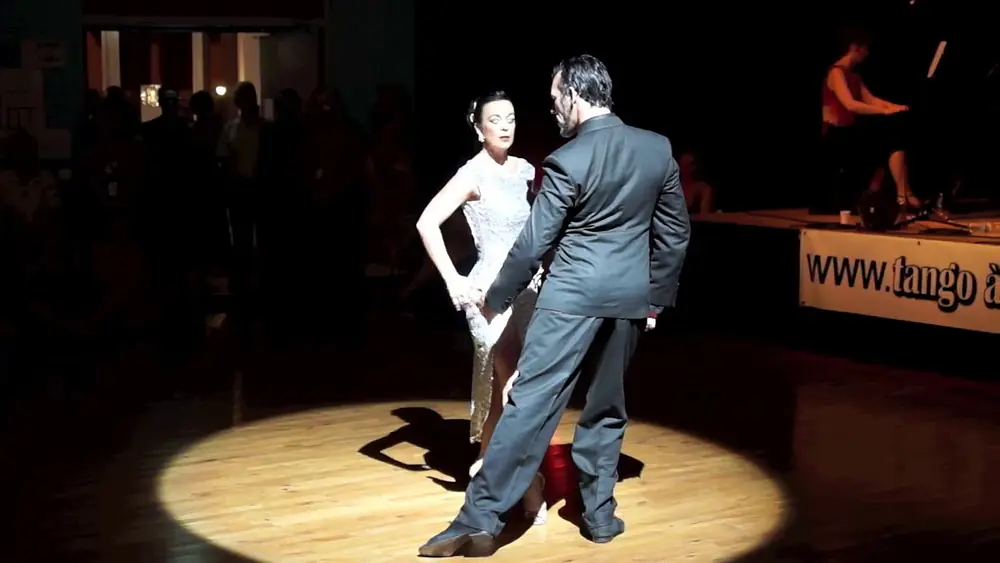 Video thumbnail for Valeria Maside et Anibal Lautaro - Limouzi Tango Festival 2017 - Tango A Vivre Limoges