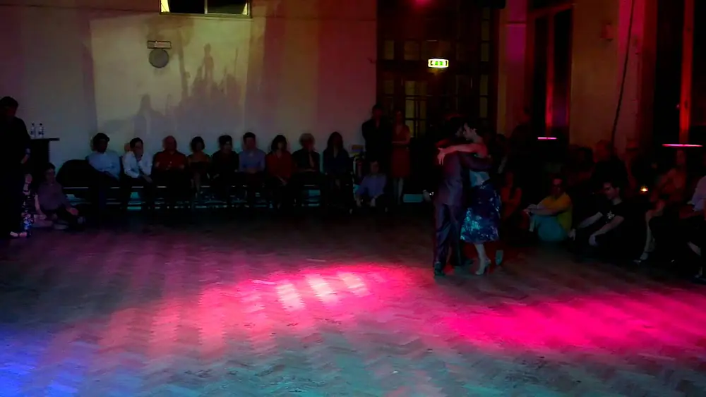 Video thumbnail for Martin Ojeda & Laisa Souza @ Negracha, London, March 2014. 1/4