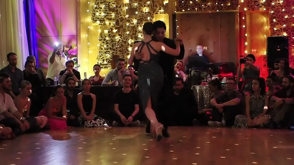 Video thumbnail for Carlitos Espinoza & Agustina Piaggio 5/5