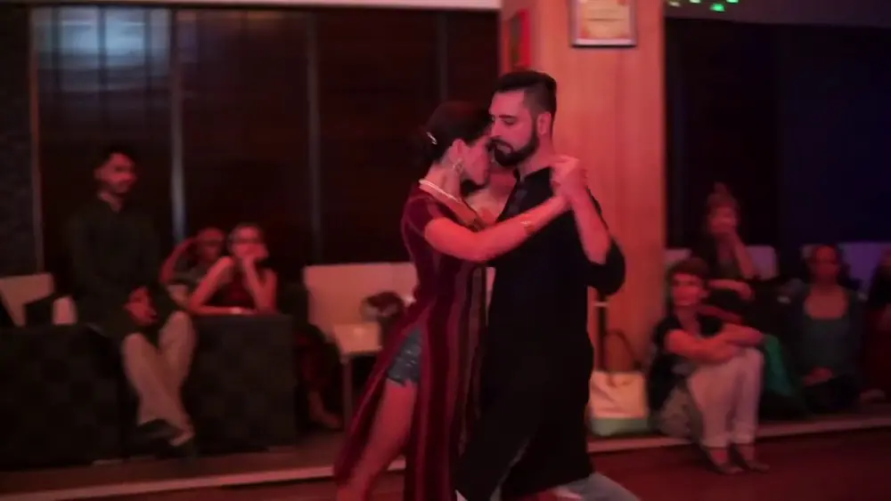 Video thumbnail for Javier Rodriguez and Fatima Vitale in India (Welcome Milonga) - Bangalore Tango Academy 28.09.2016