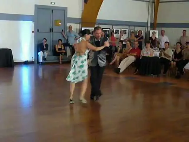 Video thumbnail for Sebastián Missé & Andrea Reyero - "La Grande Milonga" de Tango A Vivre Limoges - 29.06.12