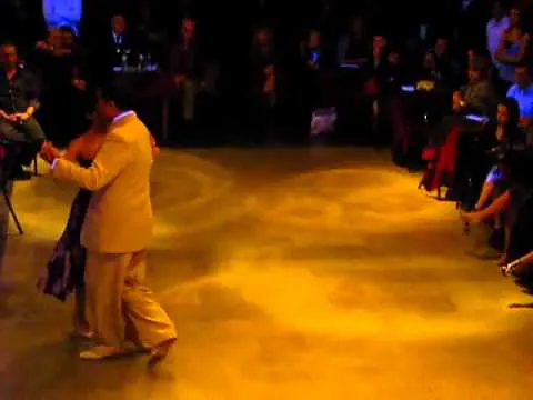 Video thumbnail for Paulina Cazabon y Jose Luis Gonzalez en Porteño y Bailarin 3