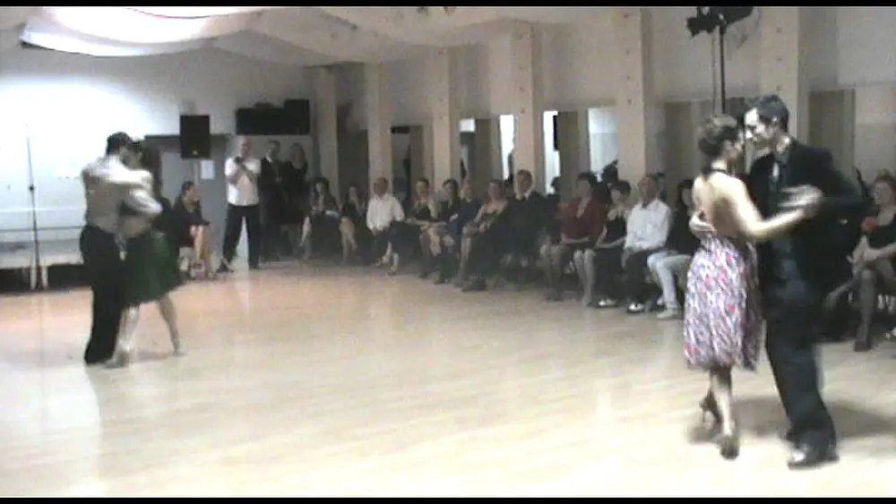 Video thumbnail for 2 Federico Farfaro i Liesl Bourke oraz Mariano Bielak i Paula Gurini milonga w CK105 - 1 FTA