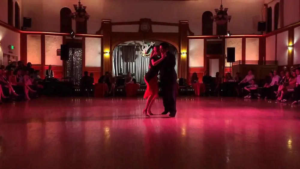 Video thumbnail for Carlitos Espinoza & Noelia Hurtado: Vals