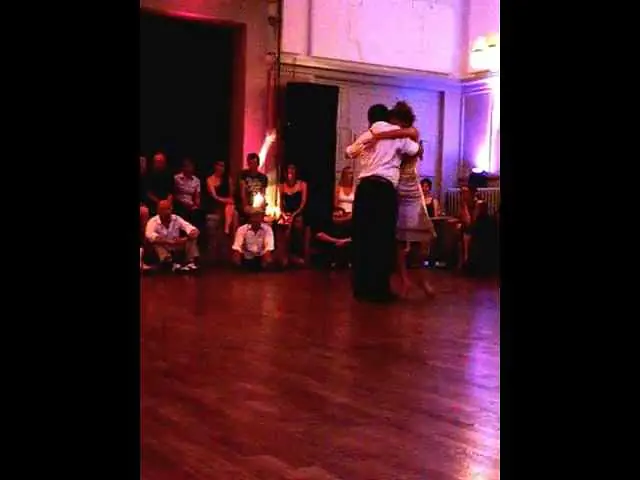 Video thumbnail for 2013.06.22 Carlitos Espinoza & Noelia Hurtado (3/4)