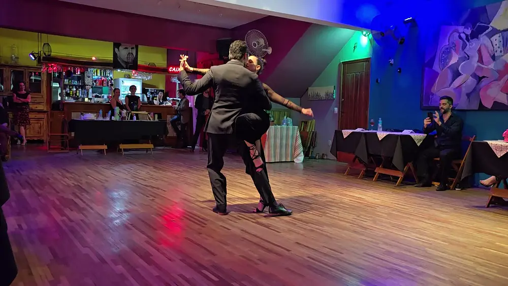 Video thumbnail for Yasmina Mamana e Müller Dantas 1/4 milonga El Último Café